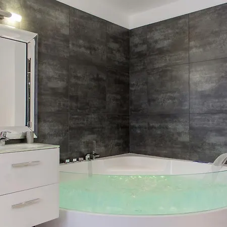 My Sweet Homes - Avec *